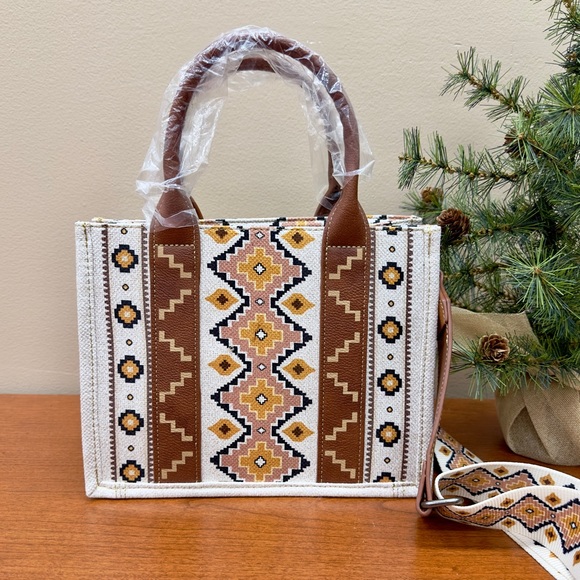 NEW Wrangler Mini Tote Brown Crossbody Purse Guitar Strap Western Aztec Handbag - Picture 4 of 9
